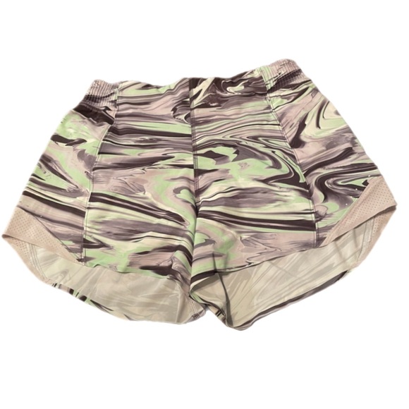 lululemon athletica Women's Swirl Pattern Shorts - Green and Brown - Picture 1 of 4